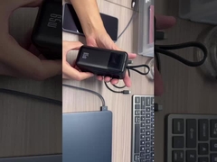 Carregador portátil compacto de alta potência de 65W com cabos integrados