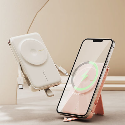 Bom preço. 10000mAh Bateria magnética com 5W 7.5W Proteção contra sobrecarga de saída sem fio on-line