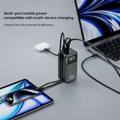 Carregador portátil Banco de energia 65W para laptop, 4 saídas USB C Carregadores portáteis de viagem com cabo incorporado